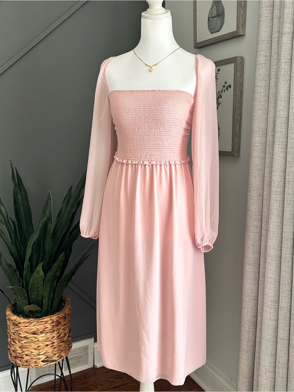 Wilfred Blush Pink Smocked Square-Neck Midi Dress - Picture 2 of 7